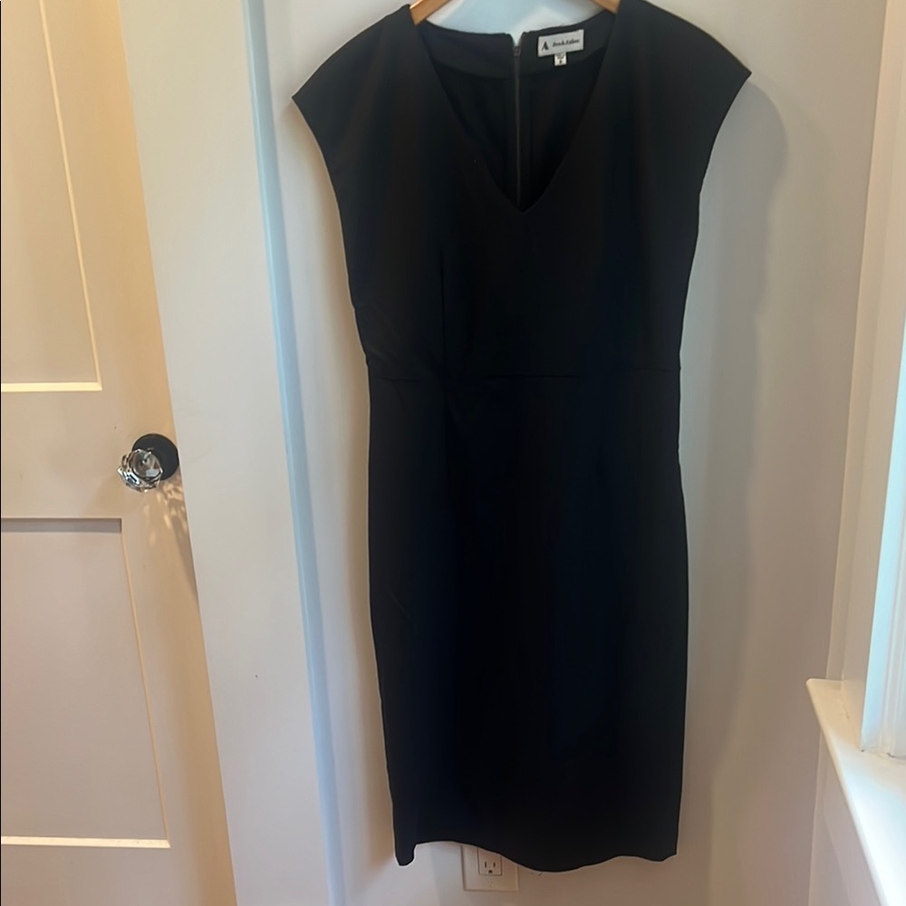 Ava & Aiden Black V-Neck Sheath Midi Dress